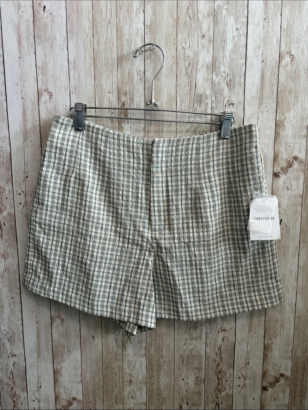 Forever 21 Green and Cream Plaid High-Rise Women’s Shorts